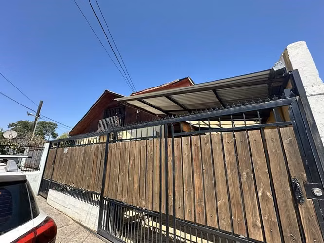 CASA LA CISTERNA / 5 D / 2 B / PATIO / ESTAC