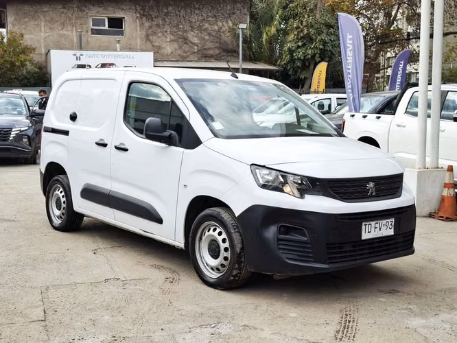 PEUGEOT PARTNER 2024