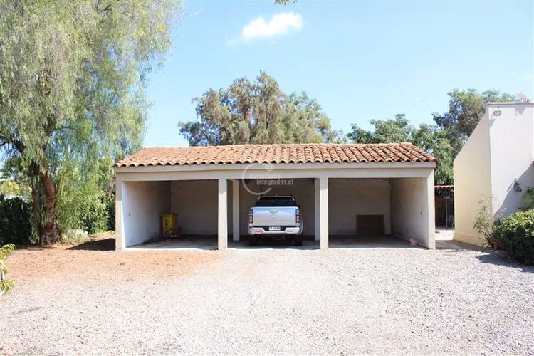 Exclusiva casa en parcela de 5.000 m Condominio en Chicureo