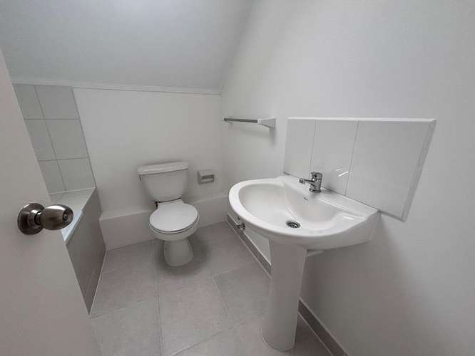 Casa en sector residencial - Imagen 2