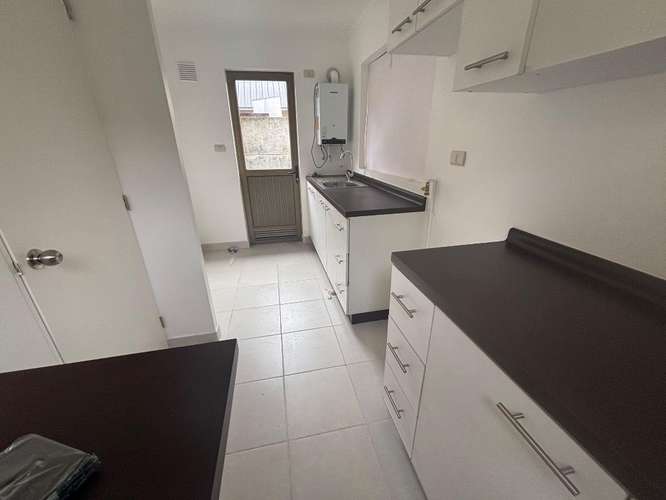Casa en sector residencial - Imagen 5