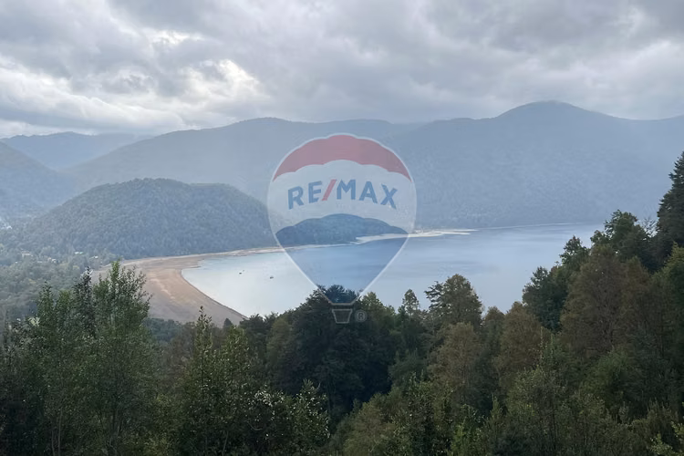 Venta casa 3d 3b en parcela vista al lago
