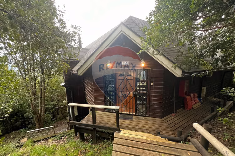 Venta casa 3d 3b en parcela vista al lago
