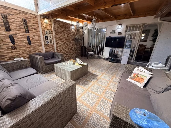 Casa 5Dorm 3B Estar Cobertizo 77/117m2 Impecable