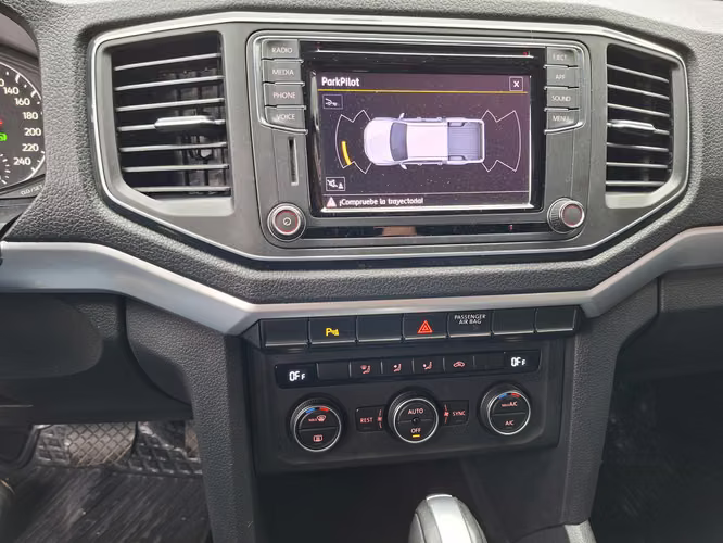 VOLKSWAGEN AMAROK HIGHLINE 4X4  AUT 2.0