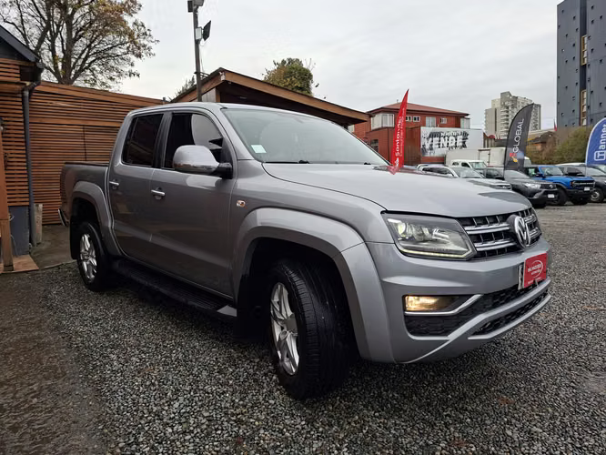 VOLKSWAGEN AMAROK HIGHLINE 4X4  AUT 2.0