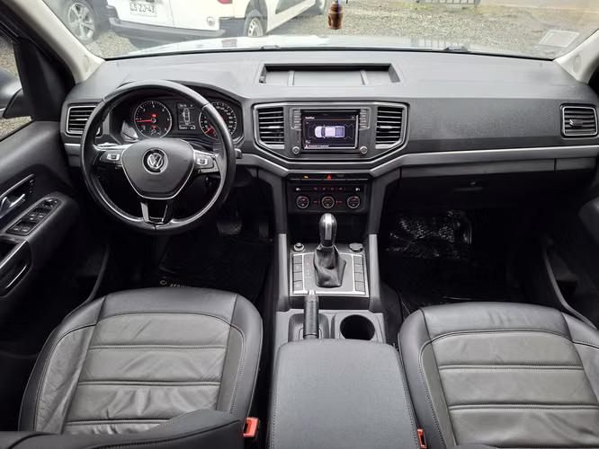 VOLKSWAGEN AMAROK HIGHLINE 4X4  AUT 2.0
