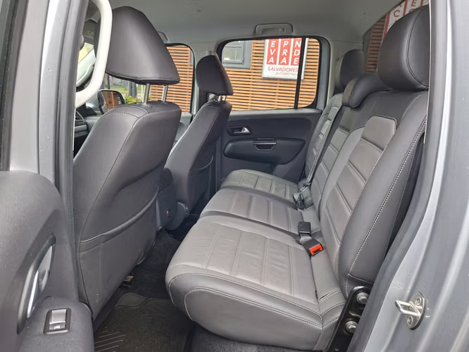 VOLKSWAGEN AMAROK HIGHLINE 4X4  AUT 2.0