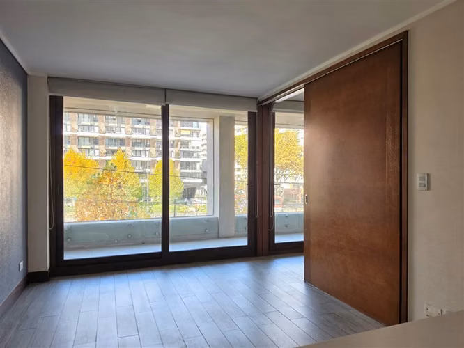 Departamento en venta de 1 dorm. en Lo Barnechea