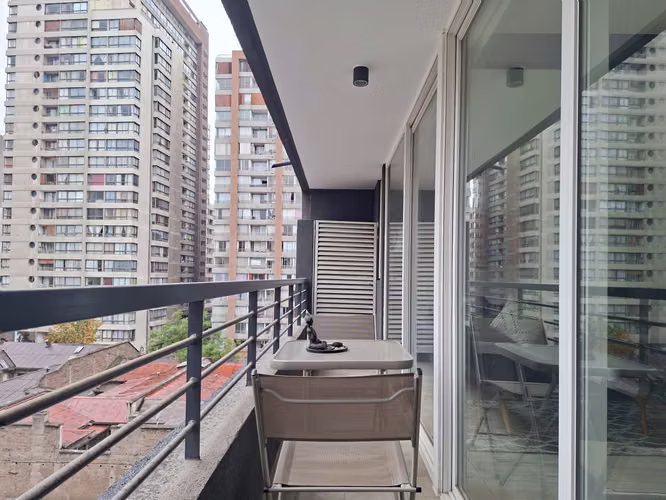Av. Sta. Rosa 250 (1 Est ) [2806-4]