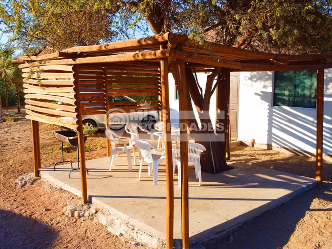 VENDE COMPLEJO TURÍSTICO RECREACIONAL – TARAPACÁ