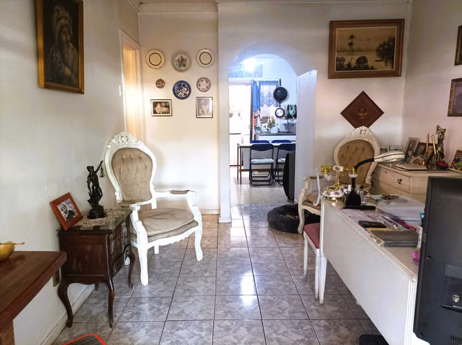 Casa a pasos de Av. Perú. Barrio Lemus (162944)