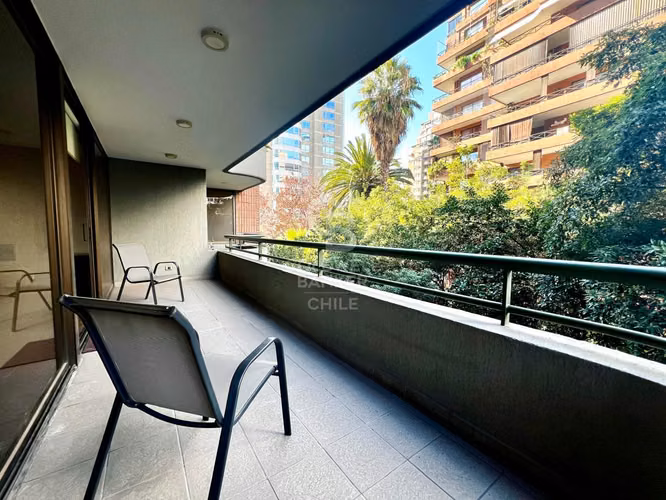 Inmejorable ubicación en El Golf, gran departamento, 378 m2