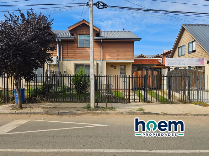 Casa en Valles de Talca, Sector Sur Oriente de Talca.