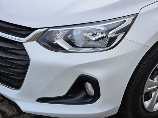 Chevrolet Onix 1.0T LT R 4X2 HB MT 5P 2024 - Imagen 10