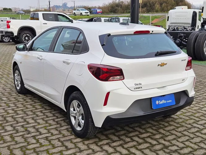 Chevrolet Onix 1.0T LT R 4X2 HB MT 5P 2024 - Imagen 7