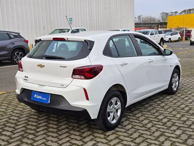 Chevrolet Onix 1.0T LT R 4X2 HB MT 5P 2024 - Imagen 5