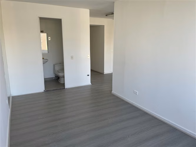 Oficina en arriendo en Providencia - Imagen 4