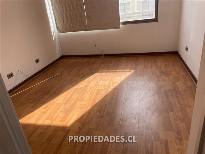 Departamento venta 2 dorm. Recoleta / Bx / Metro Bellas Art