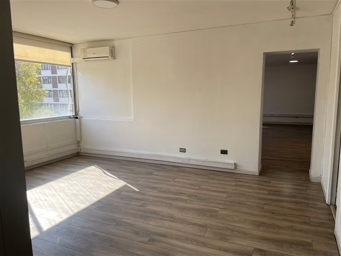 Oficina en arriendo en Providencia - Imagen 17