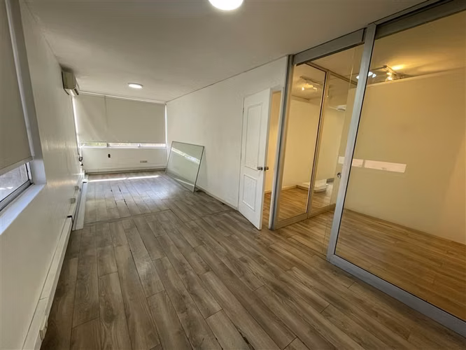 Oficina en arriendo en Providencia - Imagen 14