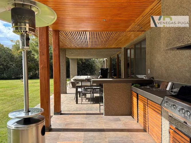 Casa Las Brisas de Chicureo, NO perimetral