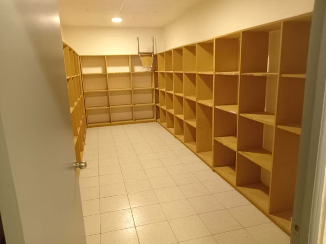 Local Amplio con Excelente Visibilidad (163069)