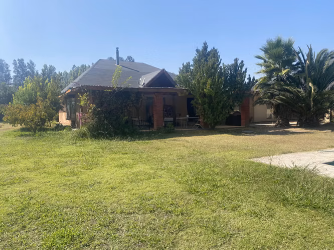 Venta de parcela 5000mts con dos casas, recepción final al día