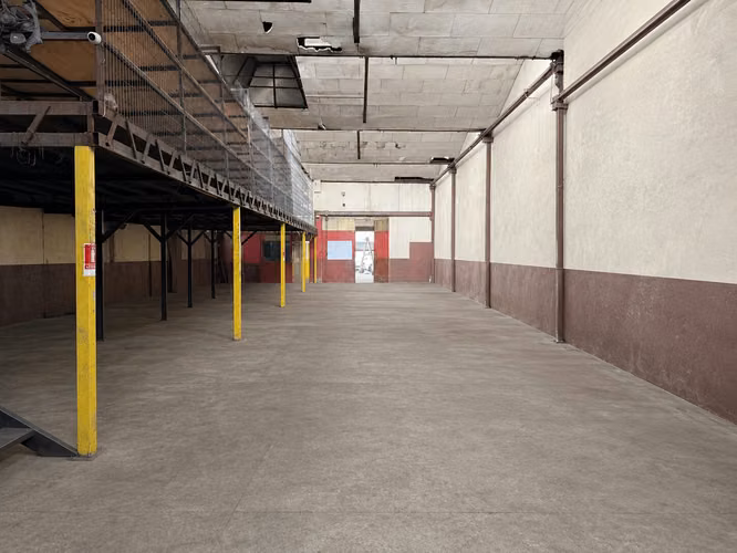 Arriendo de local con Patente Comercial en Primera Línea | Alto Flujo en 10 de Julio