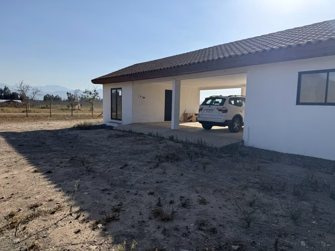 Venta de Parcela con linda casa a estrenar