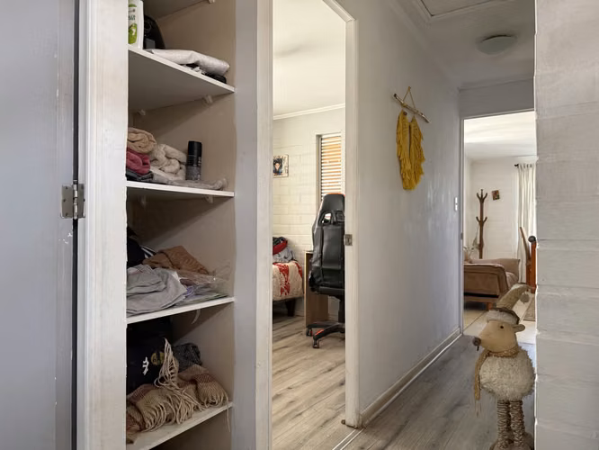 Venta de casa en condominio, potencial para ampliar