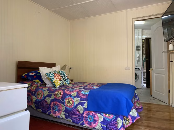 Venta de casa familiar, no pareada, amplio terreno, piscina temperada!!! - Imagen 25