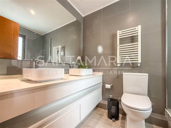Casa en venta de 5 dorm. en Andalue, San Pedro de la Paz