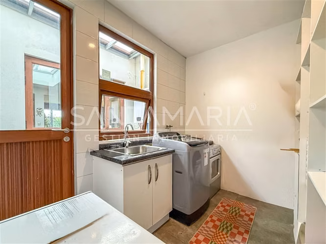 Casa en venta de 5 dorm. en Andalue, San Pedro de la Paz