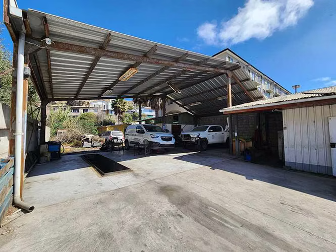 Amplio Local con Excelente Visibilidad (163096)