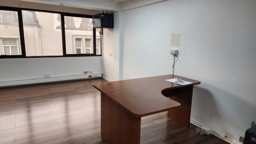 Oficina central de 30 mts2 - Un ambiente