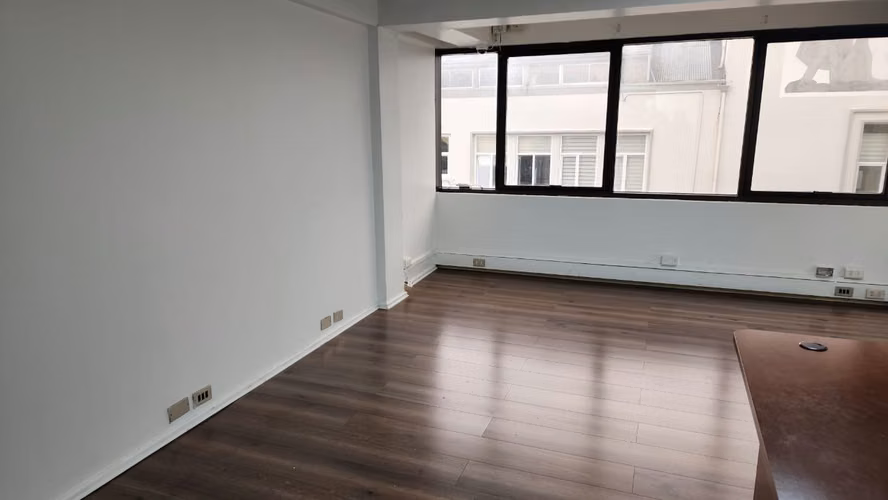 Oficina central de 30 mts2 - Un ambiente