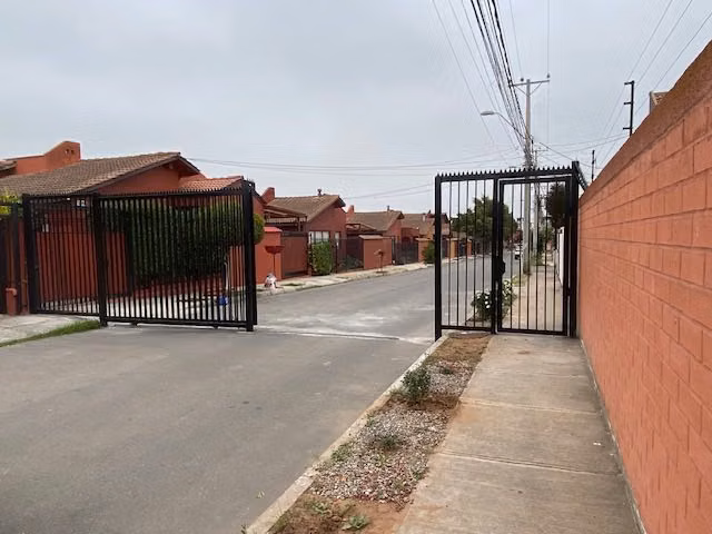 Casa El Milagro como nueva  (163125)
