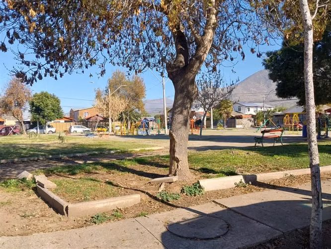 Casa en arriendo de 2 D y 1B, cercana al centro de Lampa - Imagen 20