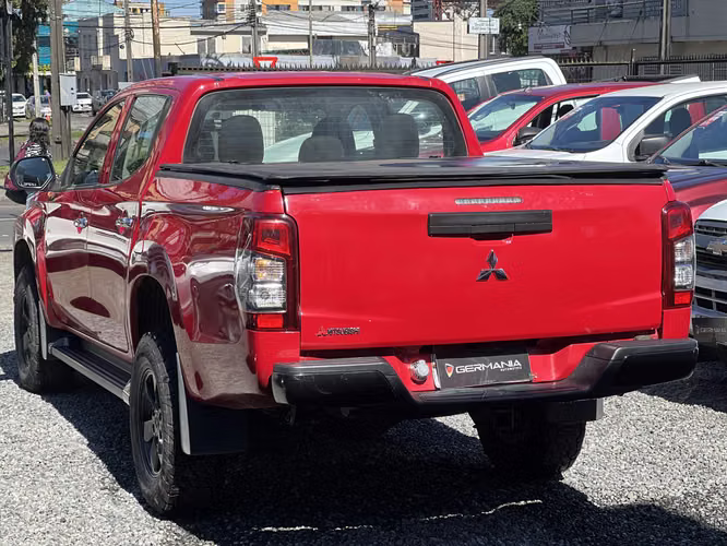 MITSUBISHI L200 2020 4X4 DIESEL MT - Imagen 5