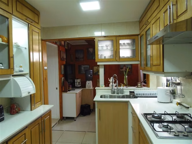 Venta de casa de 4 dormitorios en Peñalolén - Imagen 10