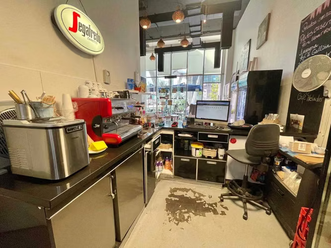 VENTA DE DERECHO DE LLAVES + ARRIENDO  (163044)