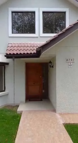 Amplia Casa Familiar con Jardín Privado (163266)
