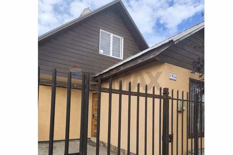 Casa acogedora en coronel, sector tranquilo