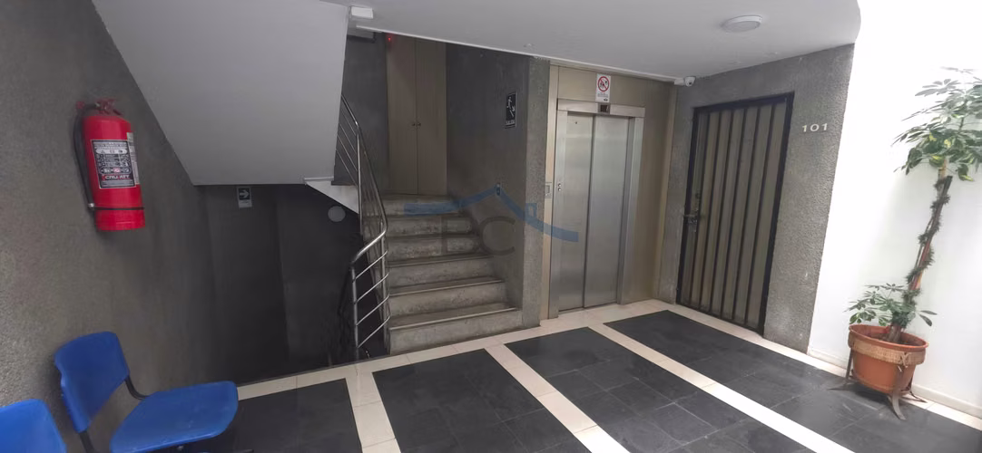 Espaciosa oficina de uso general. 121 m². (163318)