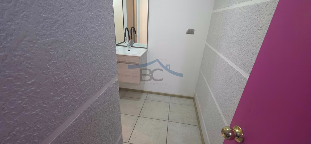 Espaciosa oficina de uso general. 121 m². (163318)