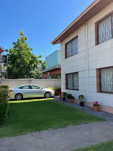 VENTA CASA 5D 2B SERVICIOS 2 PISOS  283/457 METRO ÑUÑOA - Imagen 6
