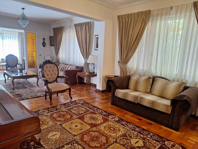 VENTA CASA 5D 2B SERVICIOS 2 PISOS  283/457 METRO ÑUÑOA - Imagen 4