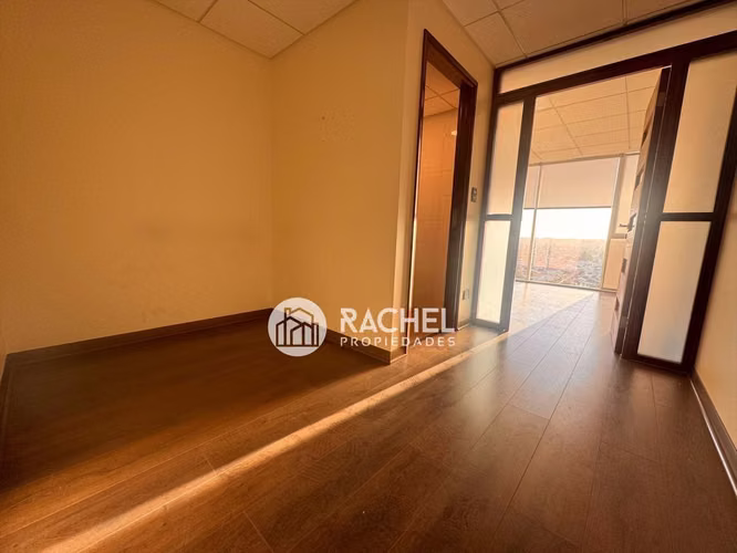 OFICINA EN ARRIENDO EDIFICIO K BUSSISNES