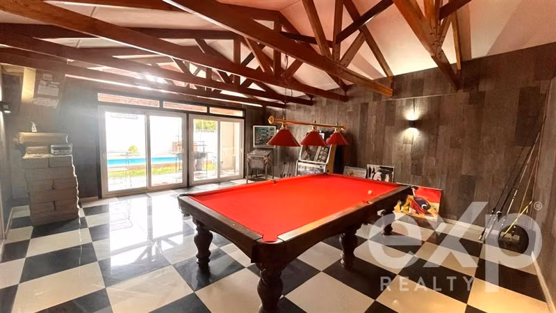 Casa Remodelada con Piscina en Laguna del Sol - Imagen 18